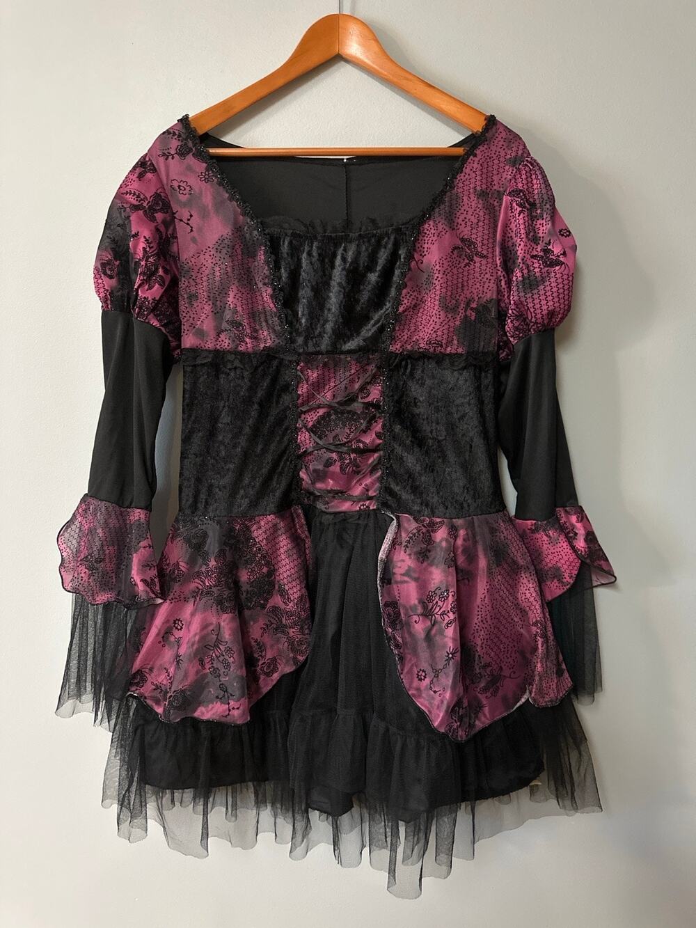 Womens Gothic Vampire Witch Costume Dress Black Purple Lace Tulle Halloween L